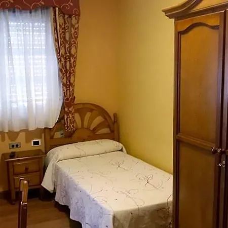 El Millon Hotel Viveiro