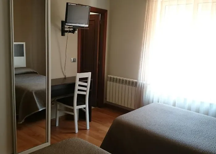 El Millon Hotel Viveiro